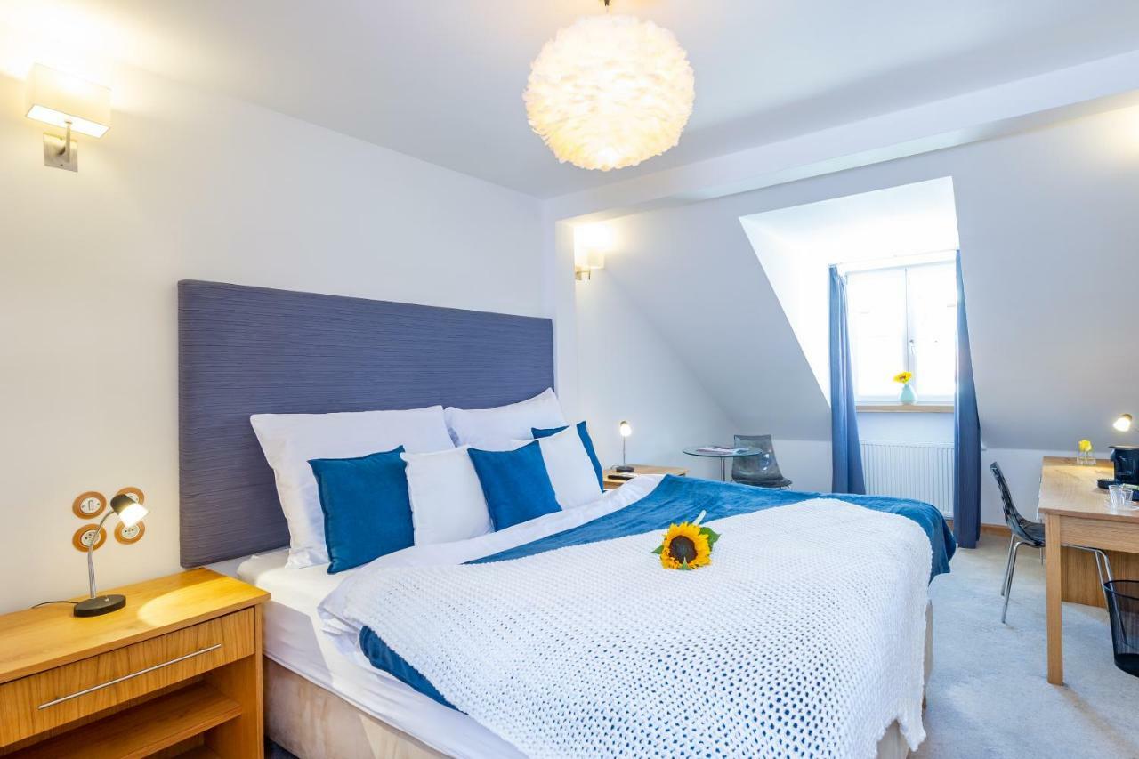 The Rooms Ceske Budejovice Exterior photo